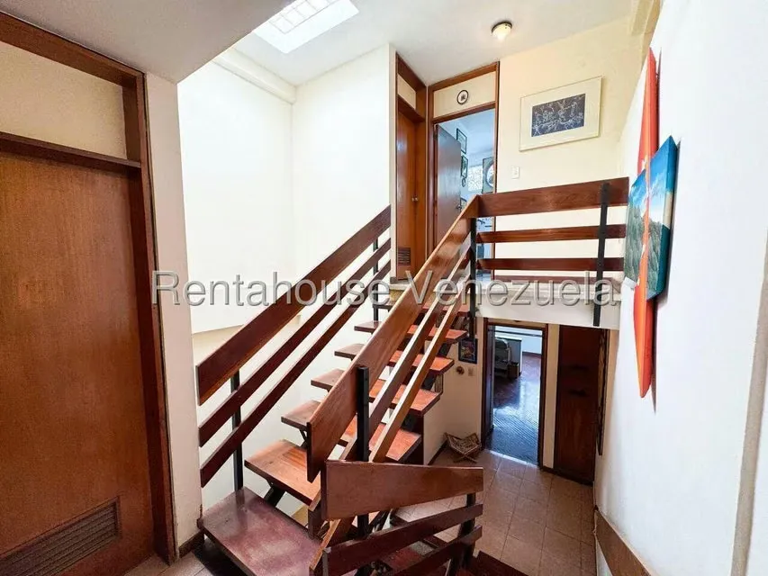 Casa (Multipes Niveles) en Venta en San Bernardino, Distrito Metropolitano - 76