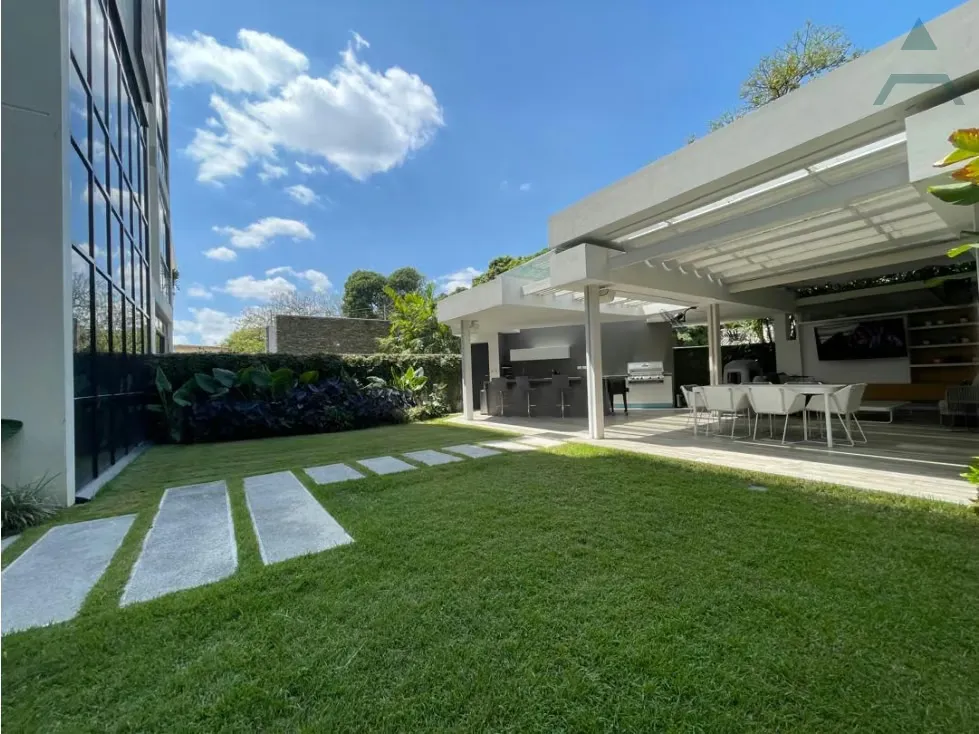 Se vende Apto PB 680m² 4h+1s/8b+1s/7p La Castellana - 2