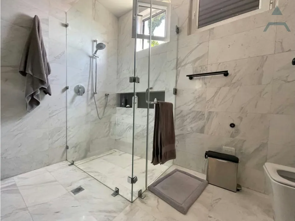 Se vende Apto PB 680m² 4h+1s/8b+1s/7p La Castellana - 32