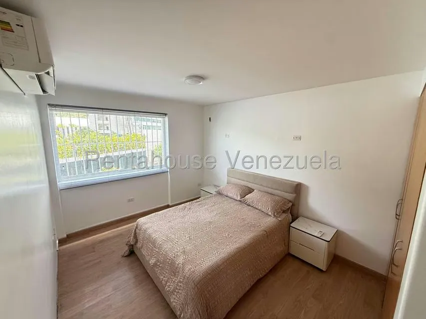 Apartamento (Penthouse) en Alquiler en Chuao, Distrito Metropolitano - 11