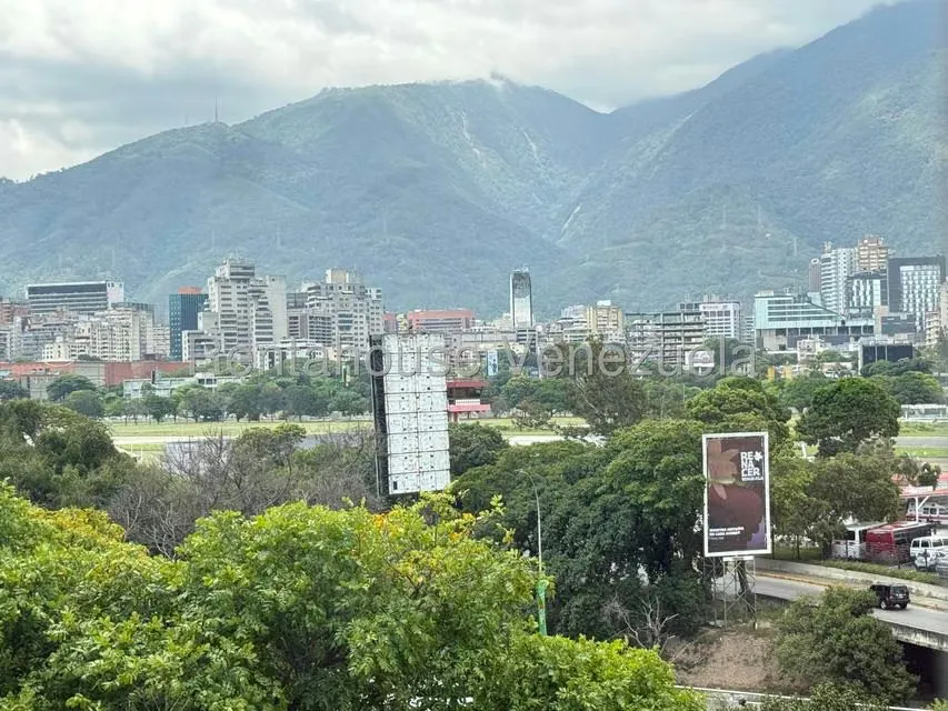 Apartamento (Penthouse) en Alquiler en Chuao, Distrito Metropolitano - 22