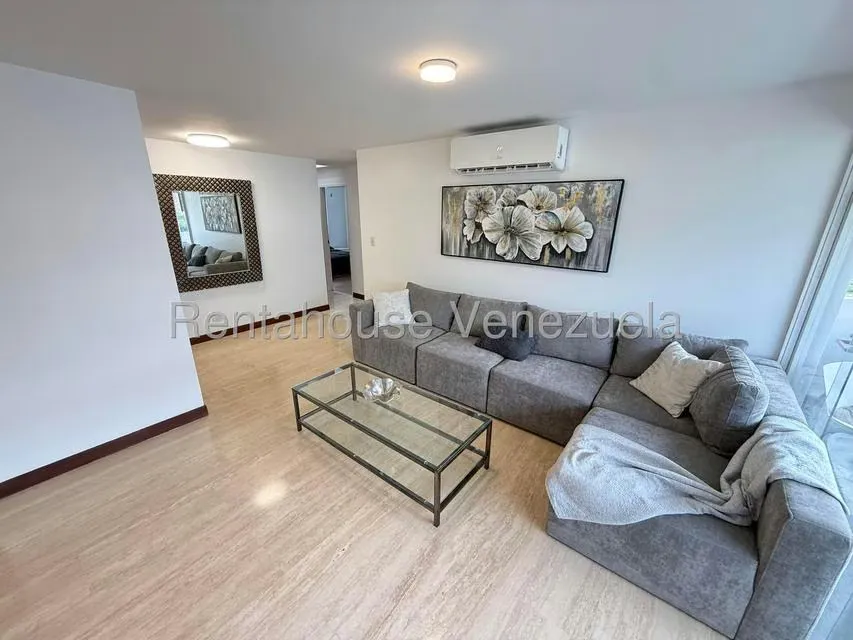 Apartamento (Penthouse) en Alquiler en Chuao, Distrito Metropolitano - 5