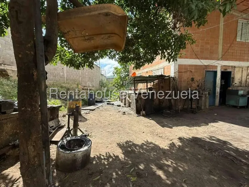 Terreno (Industrial) en Venta en Centro de Charallave, Miranda - 5