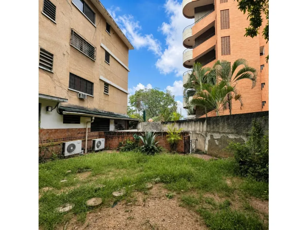Se vende Edificio 1.055,09m² Lomas de Las Mercedes - 13