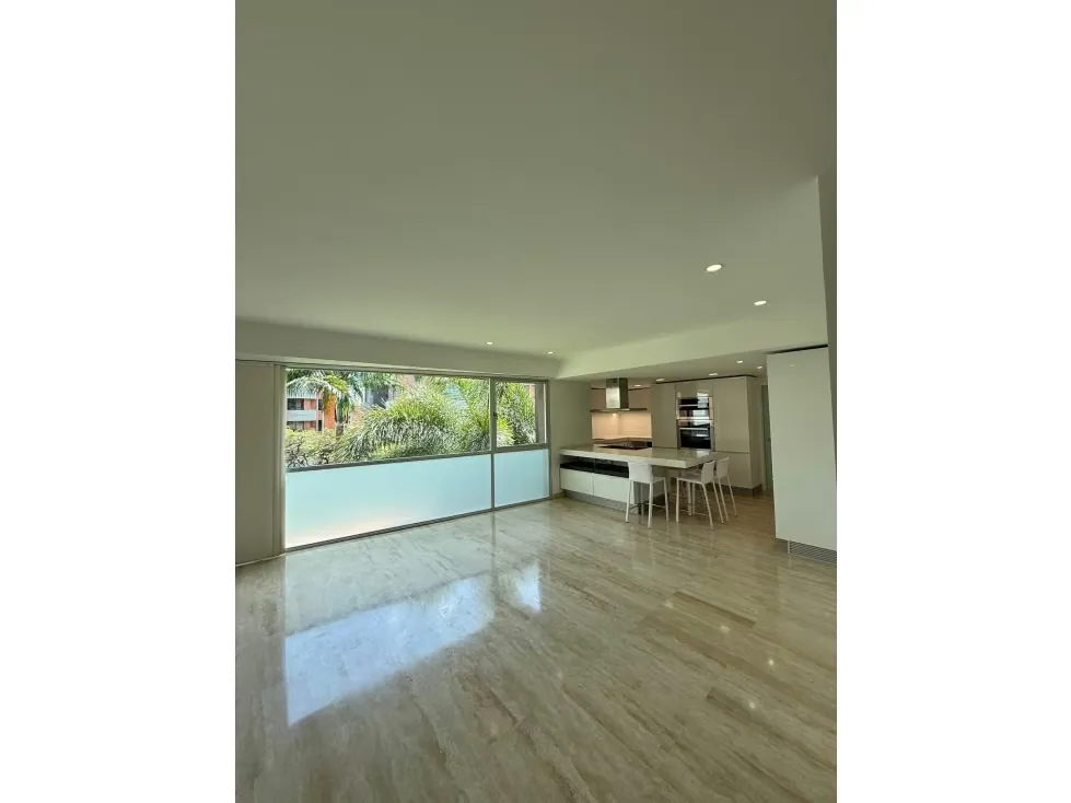SE VENDE Y ALQUILA APARTAMENTO EN CAMPO ALEGRE - SAN MARINO