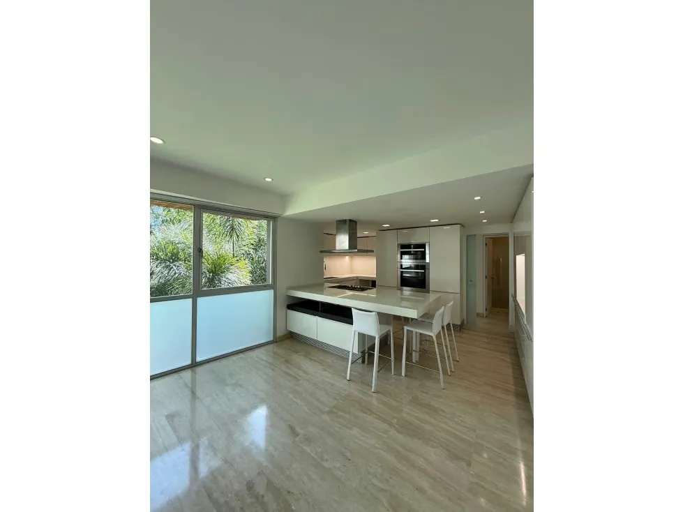 SE VENDE Y ALQUILA APARTAMENTO EN CAMPO ALEGRE - SAN MARINO - 2