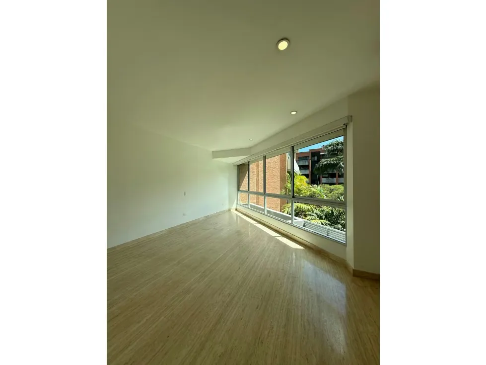 SE VENDE Y ALQUILA APARTAMENTO EN CAMPO ALEGRE - SAN MARINO - 5