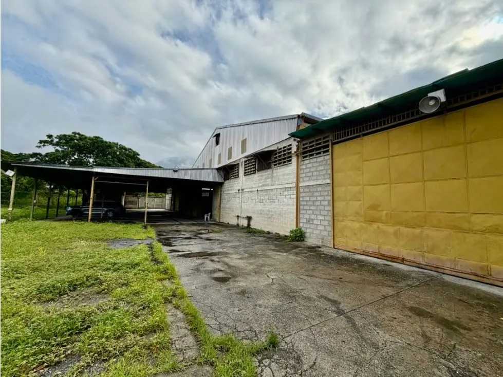 Se vende Galpon Industrial 1.500m2 Guatire - 9