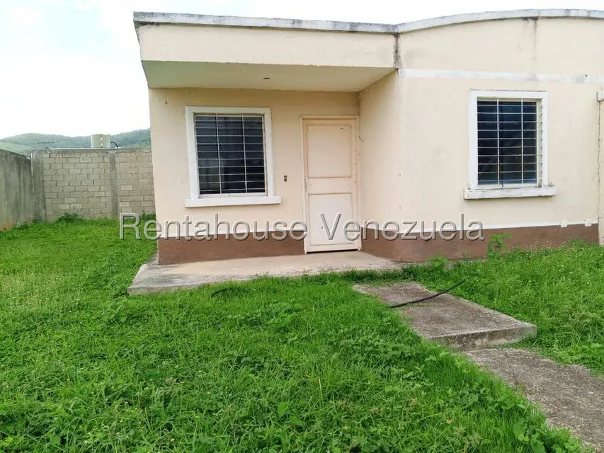 Casa (1 Nivel) en Venta en Terrazas de la Ensenada, Lara - 2