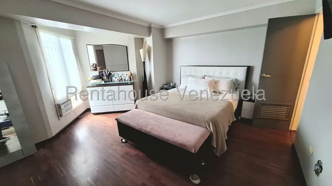 Apartamento (1 Nivel) en Venta en Miravila, Distrito Metropolitano - 10