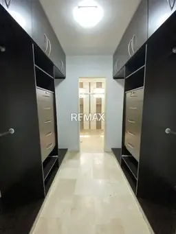 View 10