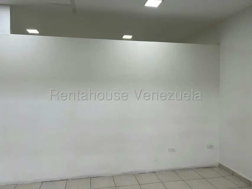 Local Comercial en Alquiler en Centro, Lara - 18