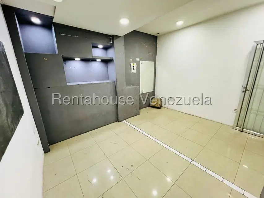 Comercial (Local Comercial) en Venta en Zona Centro, Aragua - 3