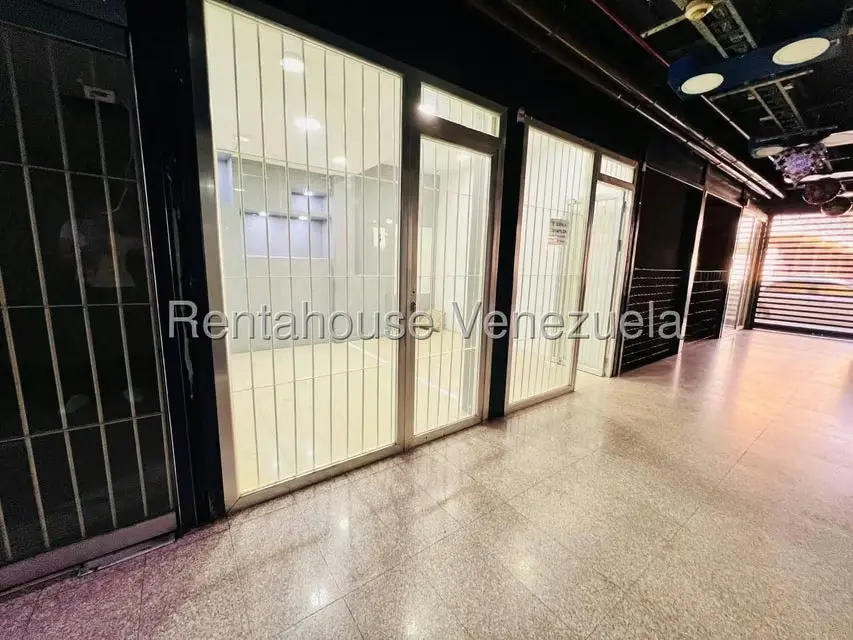 Comercial (Local Comercial) en Venta en Zona Centro, Aragua - 6