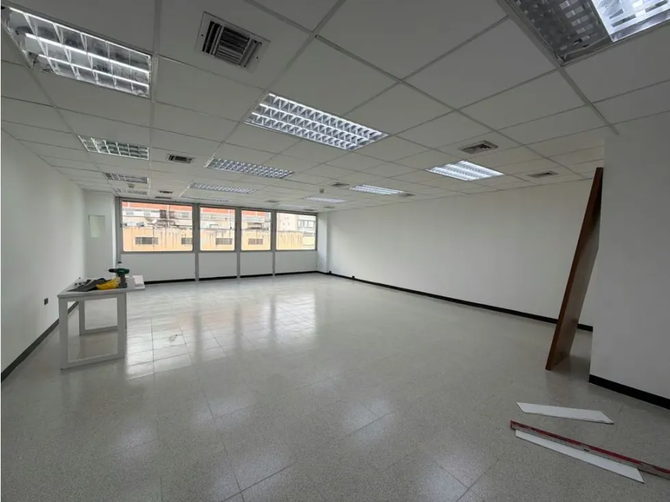 Oficina Para alquiler Los ruices 64mt2