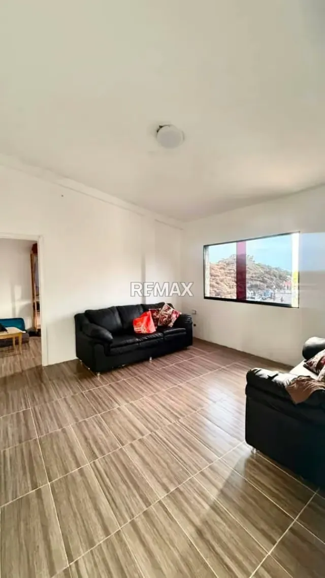 Apartamento en Venta Ubicado en la Calle 7 con Carrera 4 en Coloncito. - 9