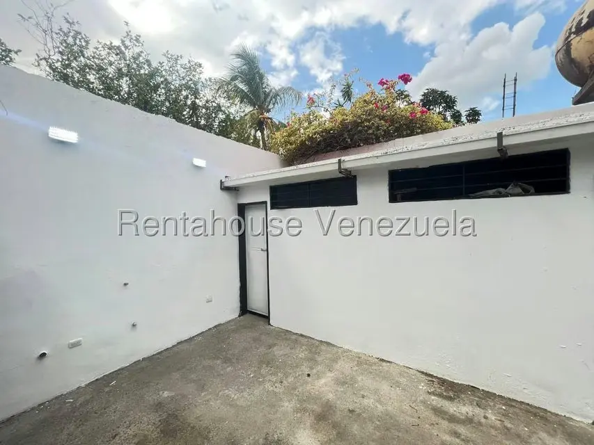 Local Comercial en Alquiler en Chucho Briceno, Lara - 11