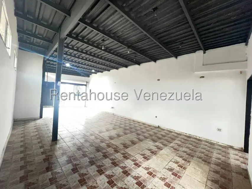 Local Comercial en Alquiler en Chucho Briceno, Lara - 4