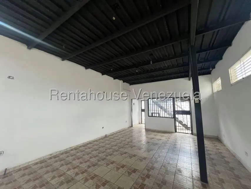 Local Comercial en Alquiler en Chucho Briceno, Lara - 6