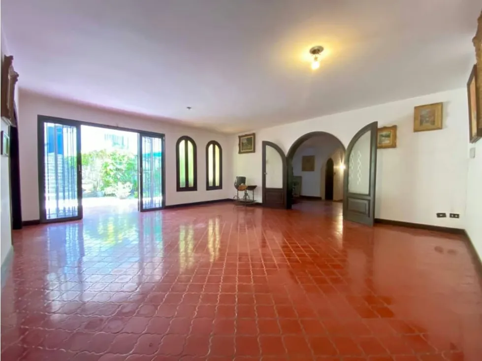 Se vende Casa 1900m² 10h+1s/8b+1s/17p , Caurimare - 7