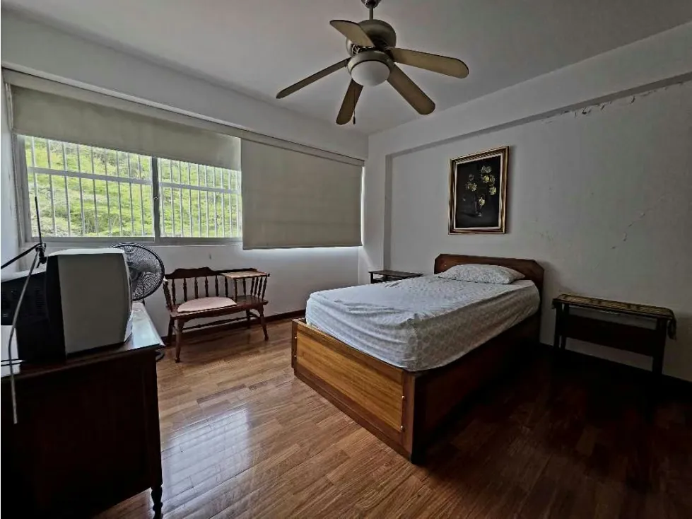Se vende apartamento 236m2 Colinas de Santa Monica 1821 - 14