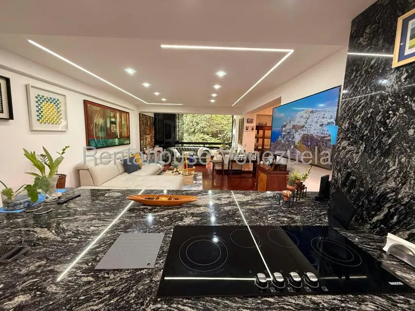 Apartamento (1 Nivel) en Venta en Los Chorros, Distrito Metropolitano - 11