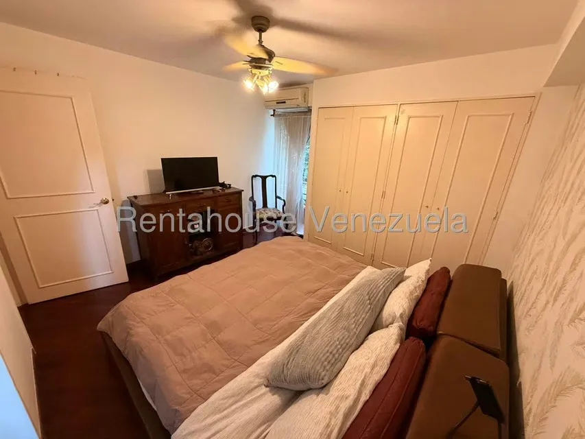 Apartamento (1 Nivel) en Venta en Los Chorros, Distrito Metropolitano - 14