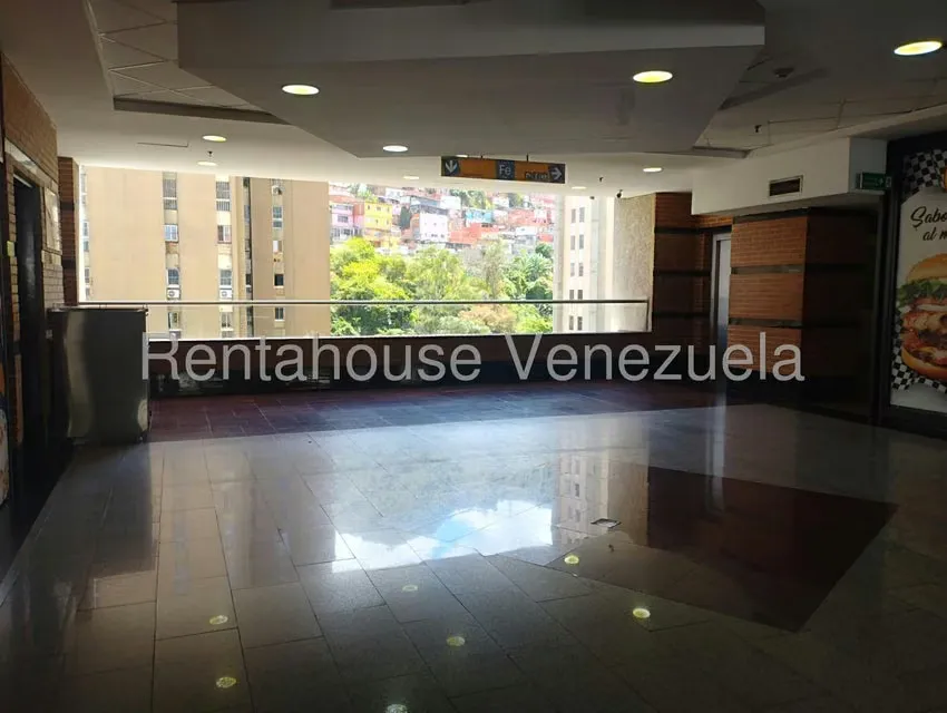 Local Comercial en Alquiler en El Paraiso, Distrito Metropolitano - 8