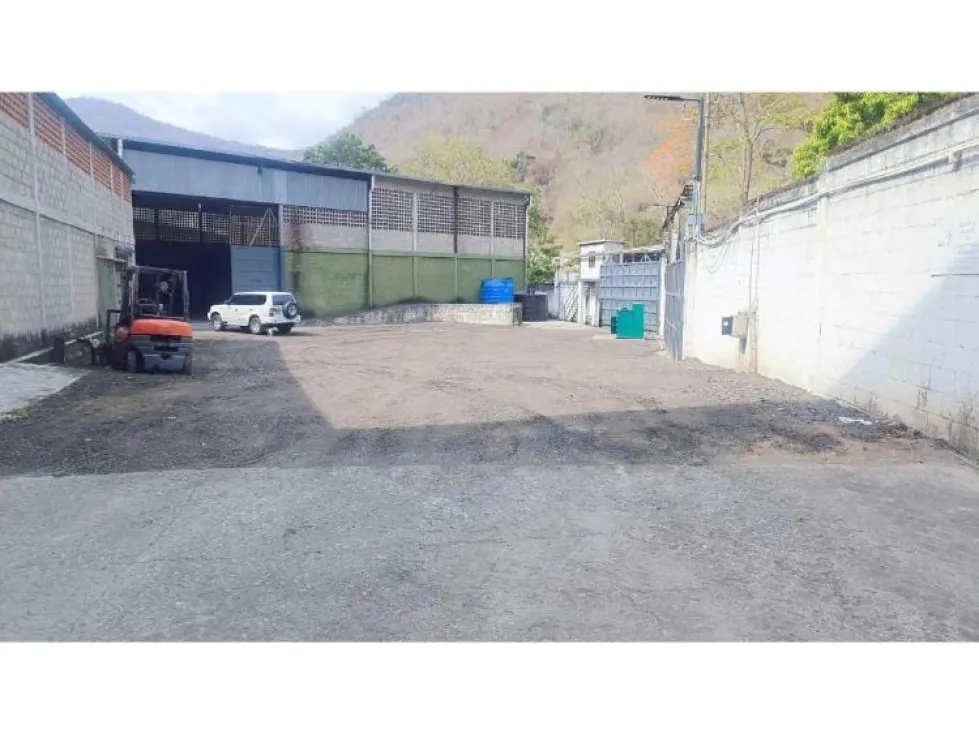 Alquilo galpón 350 m2 Guayabal-Guarenas 4733 - 7