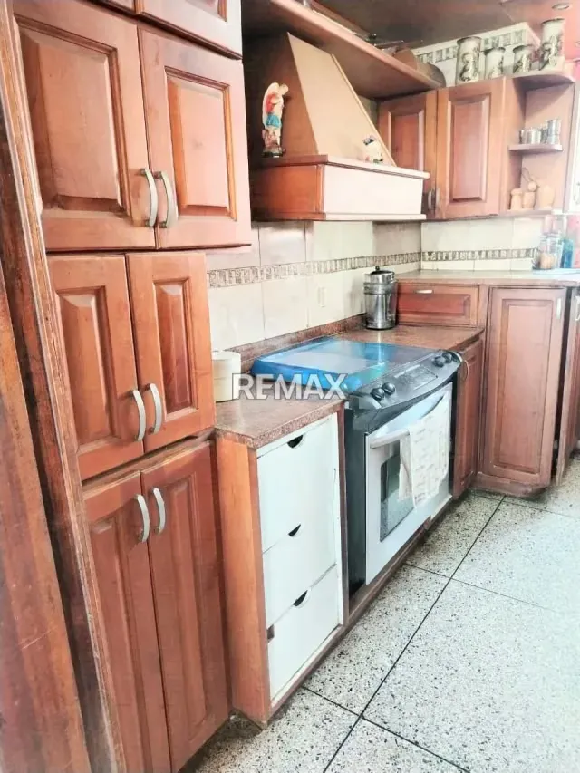 VENDO APARTAMENTO EN RESIDENCIAS YAPACANA - 14