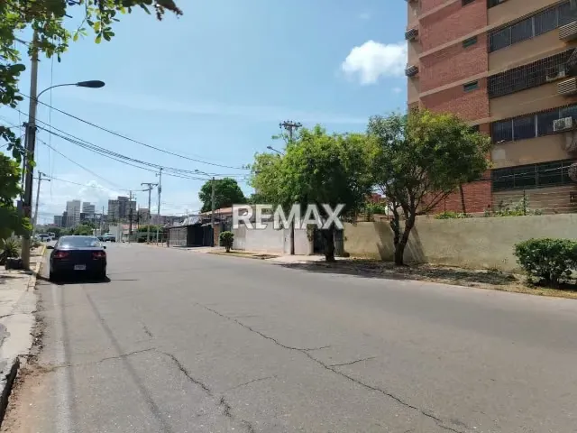VENDO APARTAMENTO EN RESIDENCIAS YAPACANA - 15
