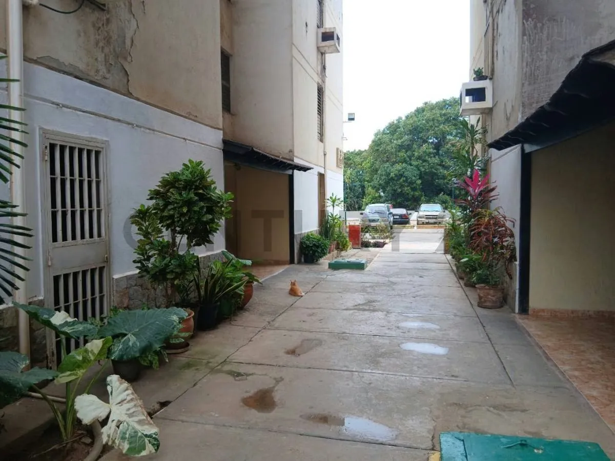 CENTRICO APÀRTAMENTO EN RESIDENCIAS SAN FRANCISCO DE PORLAMAR - 11