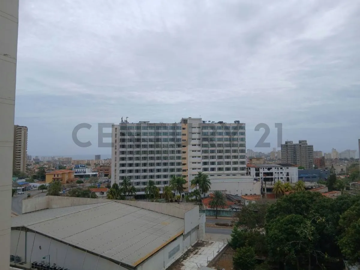 CENTRICO APÀRTAMENTO EN RESIDENCIAS SAN FRANCISCO DE PORLAMAR - 4