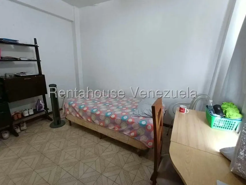 Apartamento (1 Nivel) en Venta en Santa Monica, Distrito Metropolitano - 18