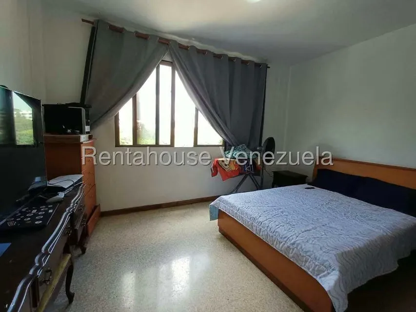 Apartamento (1 Nivel) en Venta en Santa Monica, Distrito Metropolitano - 19