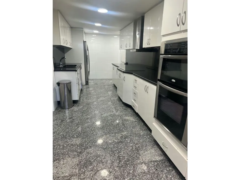 Alquilo apartamento calle cerrada 300m2 Colinas de Valle Arriba 5576 - 18