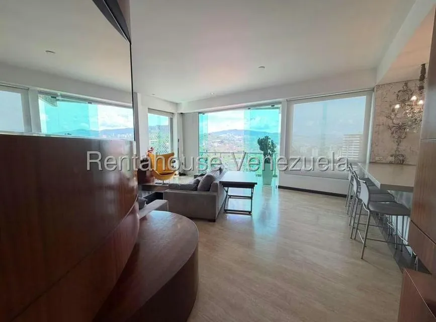 Apartamento (1 Nivel) en Alquiler en Las Mesetas de Santa Rosa de Lima, Distrito Metropolitano - 2