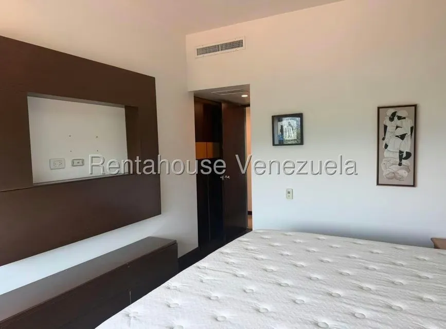 Apartamento (1 Nivel) en Alquiler en Las Mesetas de Santa Rosa de Lima, Distrito Metropolitano - 14