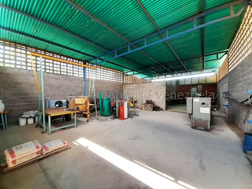Comercial (Galpon - Deposito) en Venta en Intercomunal Coro La Vela, Falcon - 4