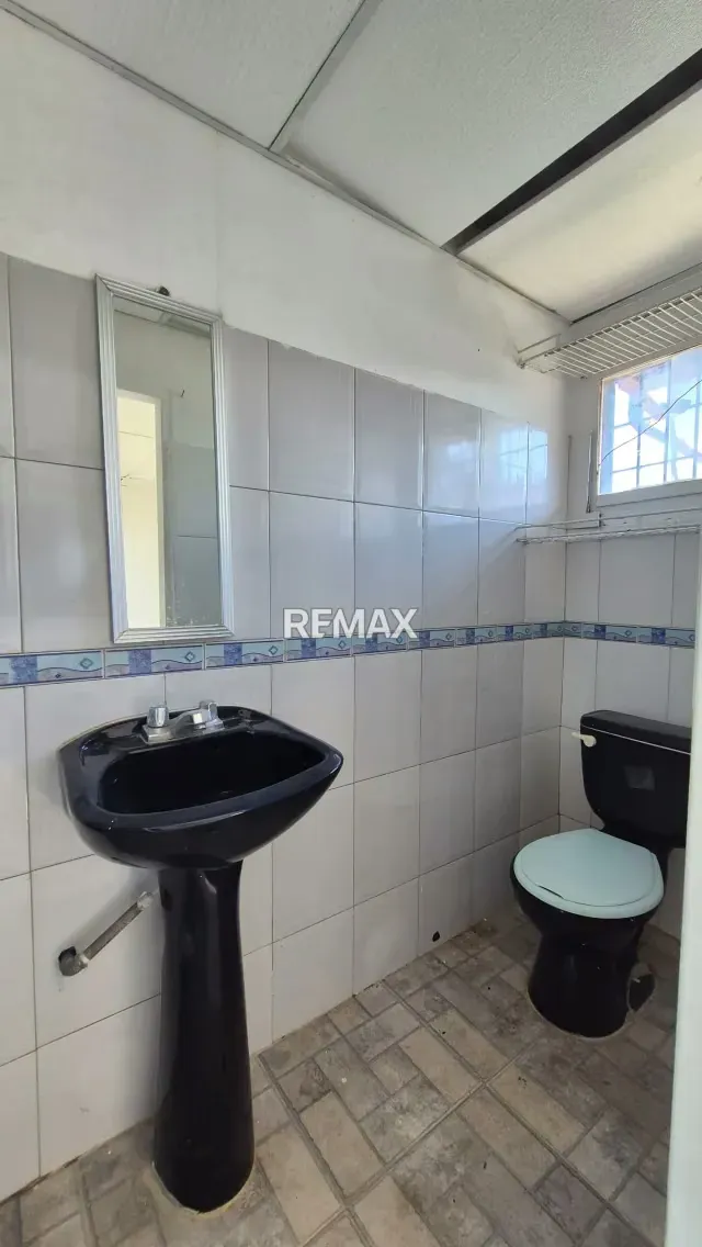 En Alquiler Galpón + Apartamento anexo en Caneyes: - 5