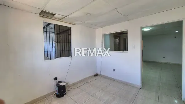 En Alquiler Galpón + Apartamento anexo en Caneyes: - 10