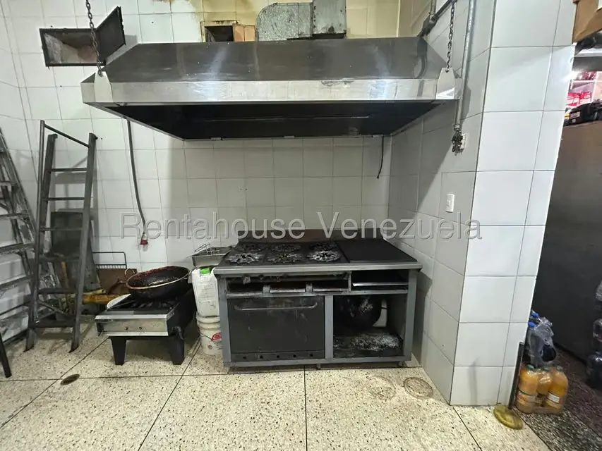 Negocios y Empresas (Alimentos y Bebidas) en Venta en Catia, Distrito Metropolitano - 8