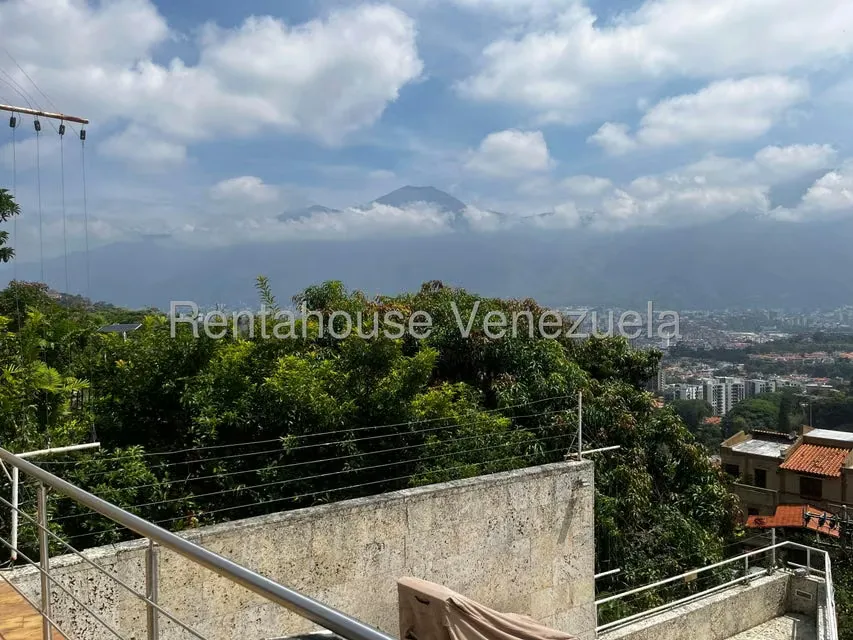Casa (1 Nivel) en Alquiler en Macaracuay, Distrito Metropolitano