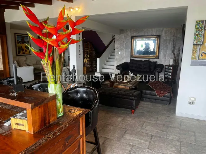 Casa (1 Nivel) en Alquiler en Macaracuay, Distrito Metropolitano - 12