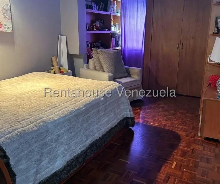 Casa (1 Nivel) en Alquiler en Macaracuay, Distrito Metropolitano - 18