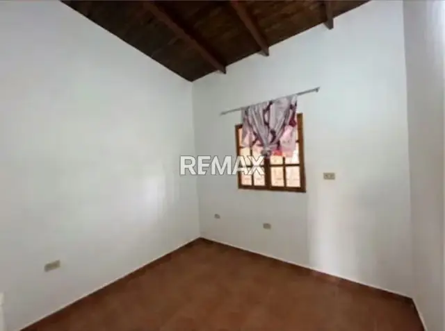 Casa con buen confort en la puerta maraven, urbanización campo claro