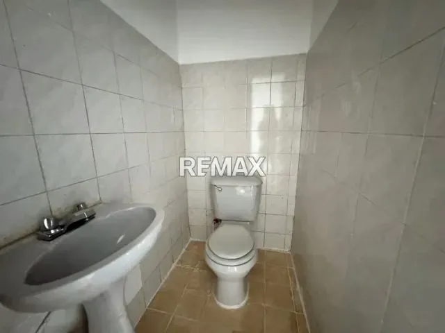 Local Comercial en Venta. Centro de Punto Fijo - 7