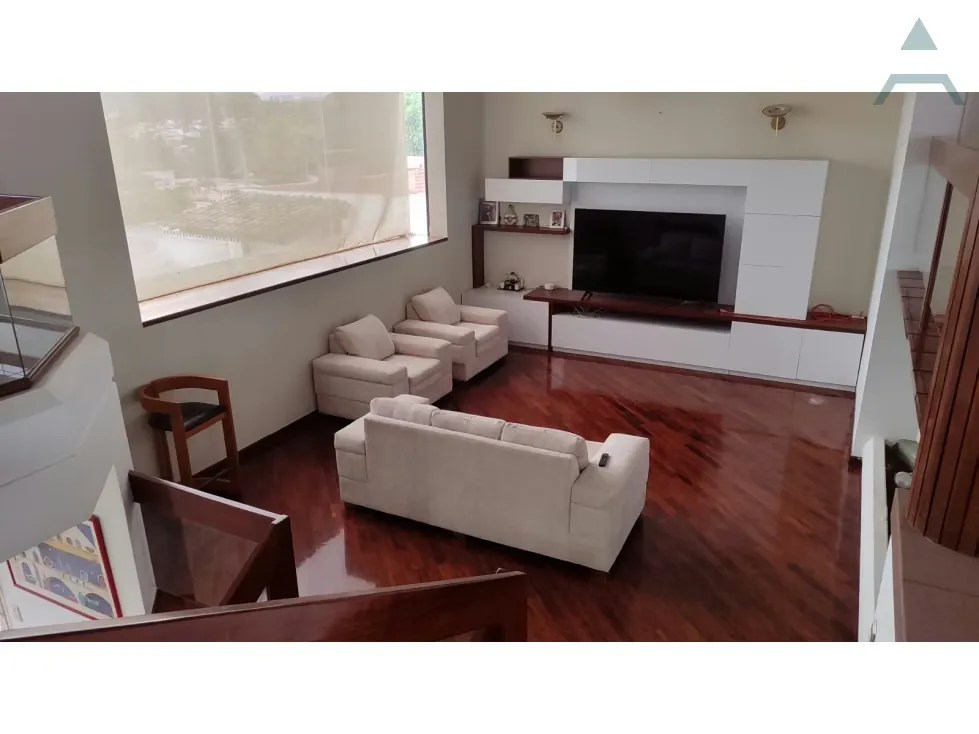 Se vende Casa 1.400m² 5h+s/8b/7p Caurimare - 5