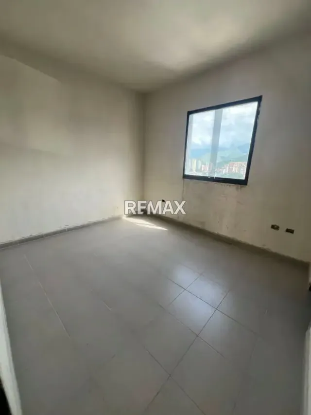 EN VENTA APARTAMENTO EN OBRA BLANCA EN EL CENTRO DE MARACAY. - 15