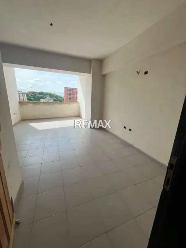 EN VENTA APARTAMENTO EN OBRA BLANCA EN EL CENTRO DE MARACAY. - 5